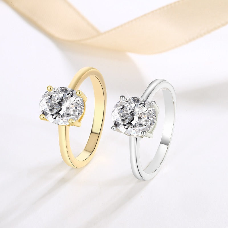 Aurélie 2 Carat Oval Moissanite Solitaire Ring