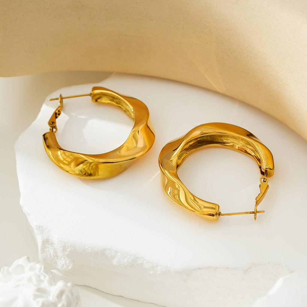 Marfa Sculpted Gold Hoops