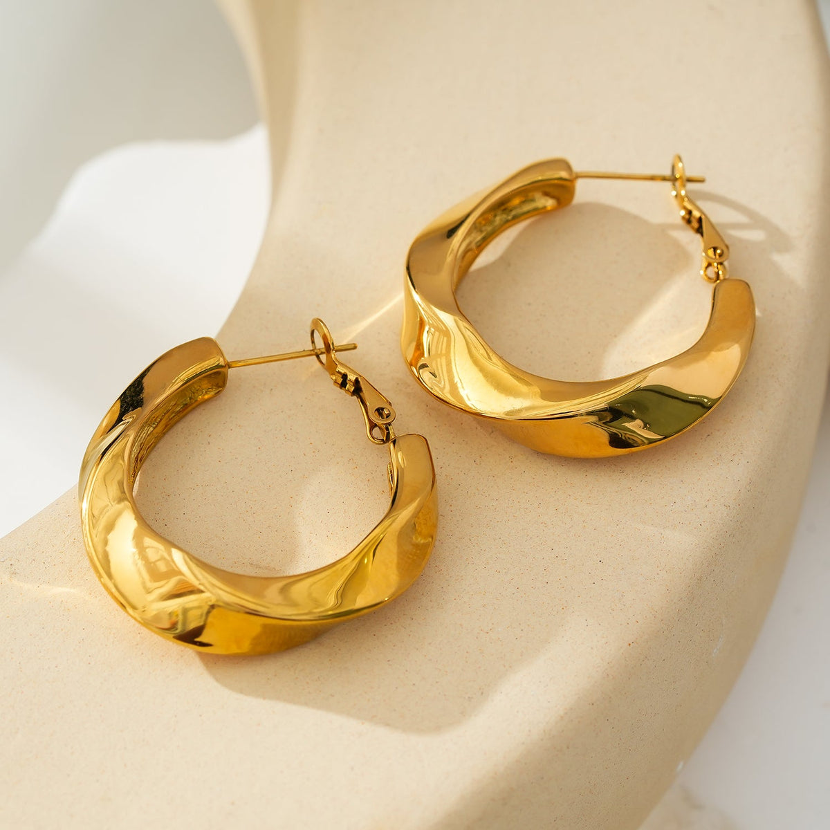 Marfa Sculpted Gold Hoops