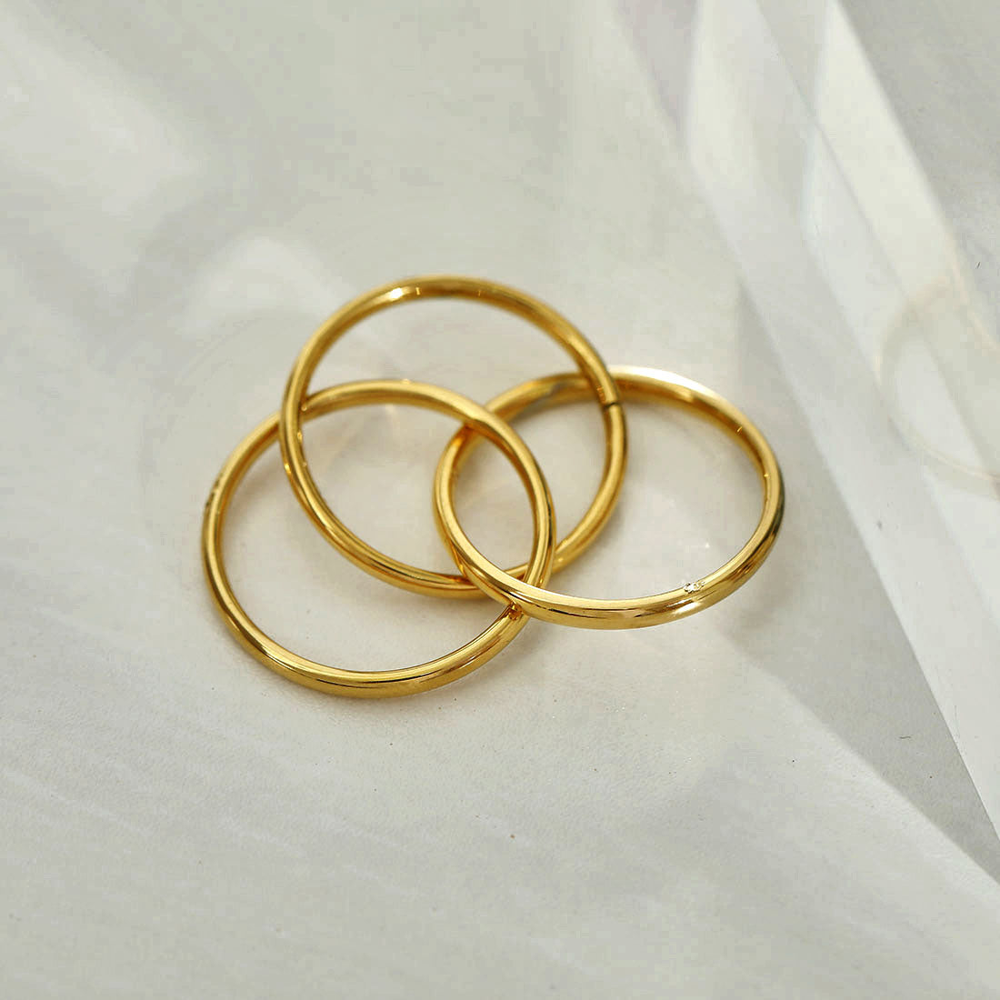 Estella Interlinked Stack Gold Ring