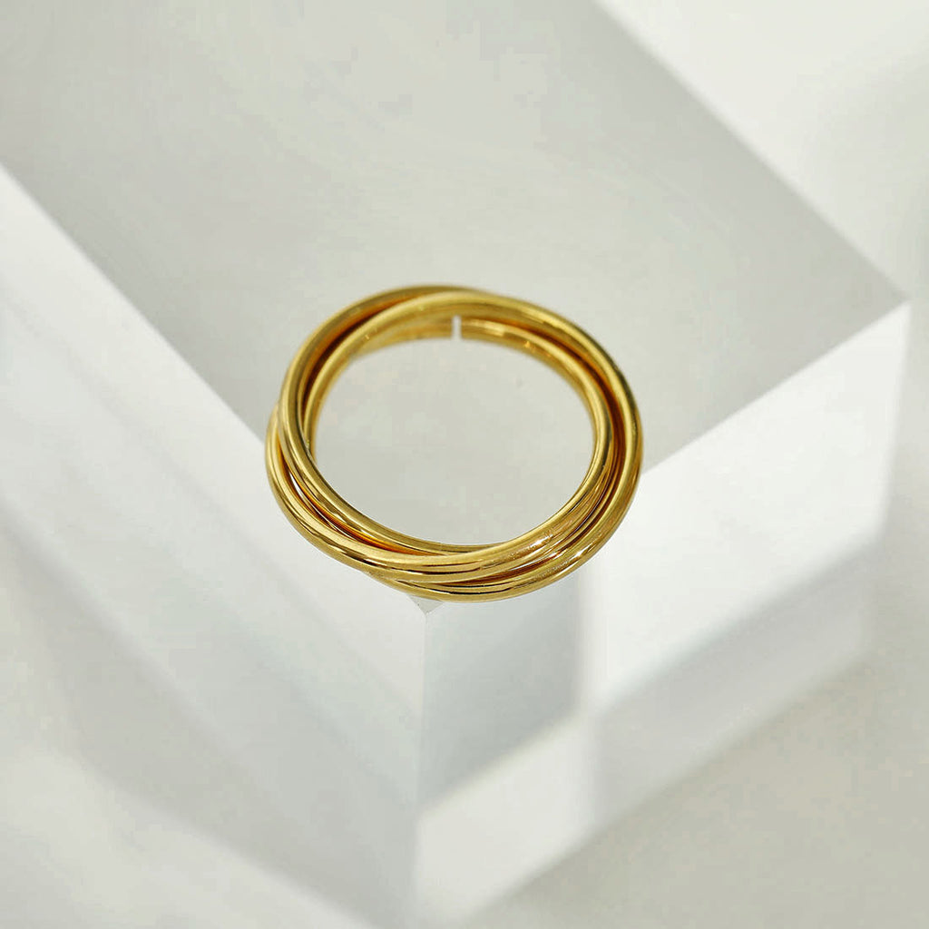Estella Interlinked Stack Gold Ring
