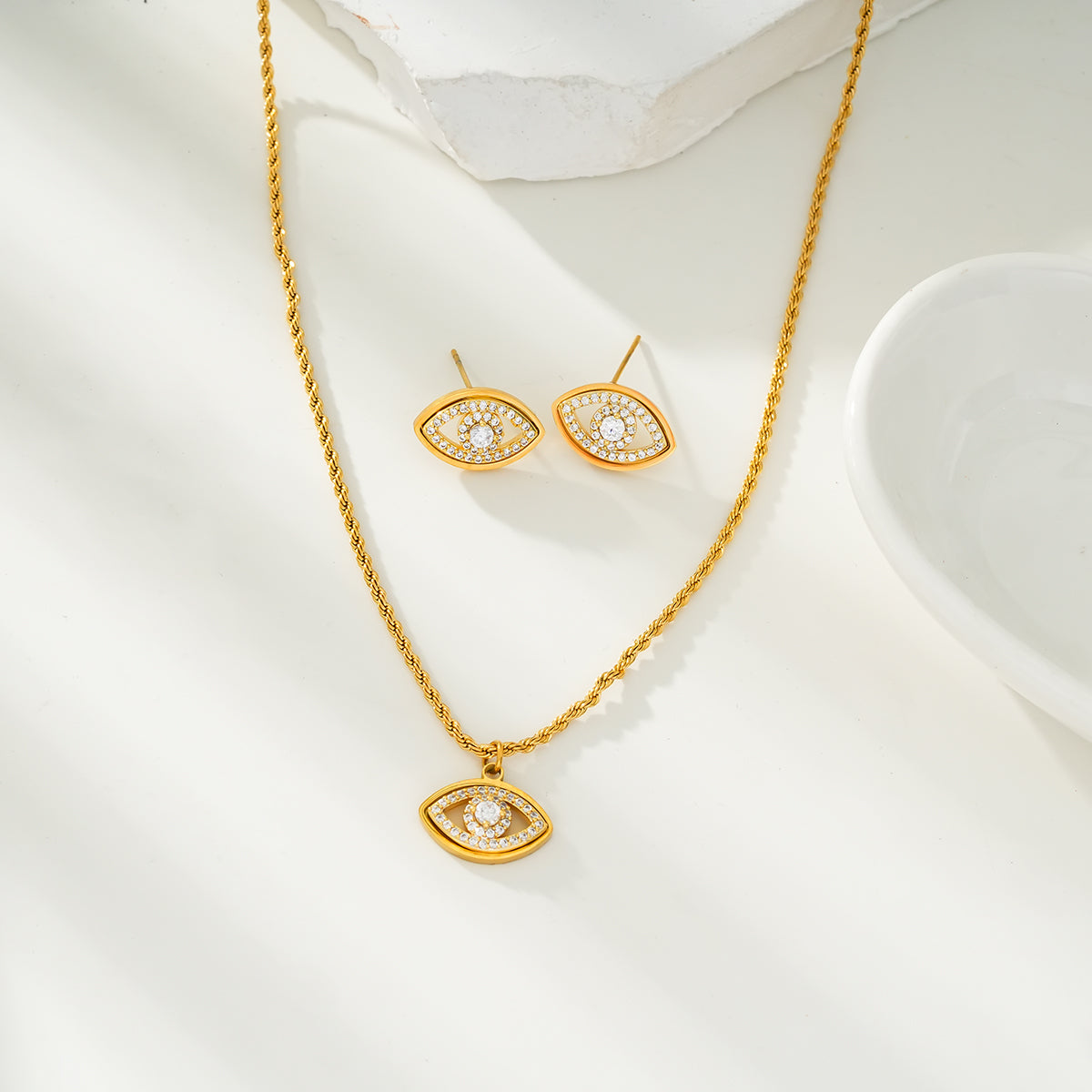 Pavé Evil Eye Chain Necklace
