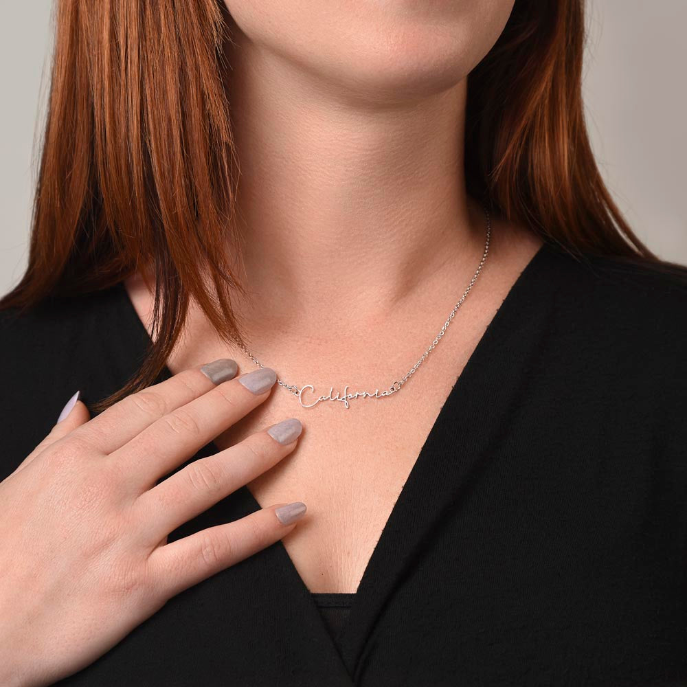 Hithii Signature Name Necklace