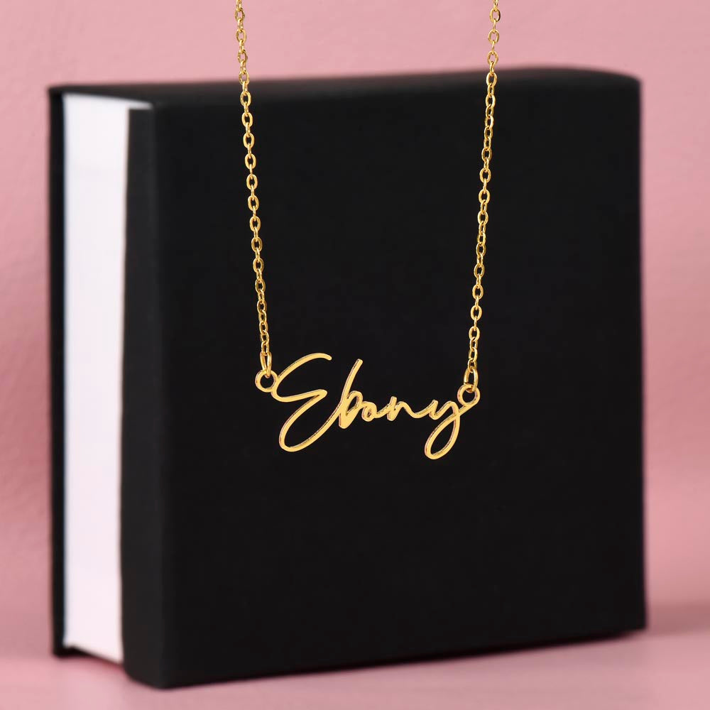Hithii Signature Name Necklace