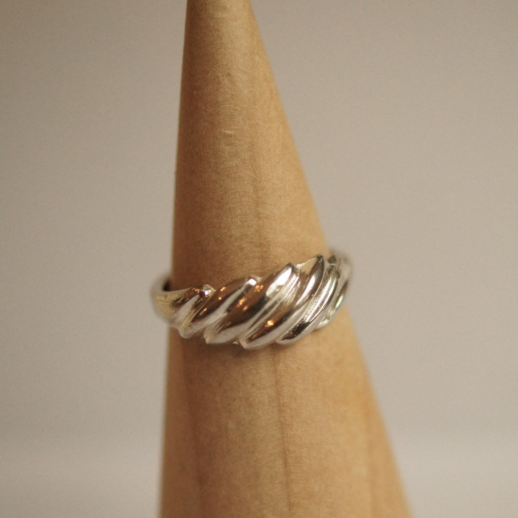 Shrimp Ring in Solid 10K Gold or Sterling Silver
